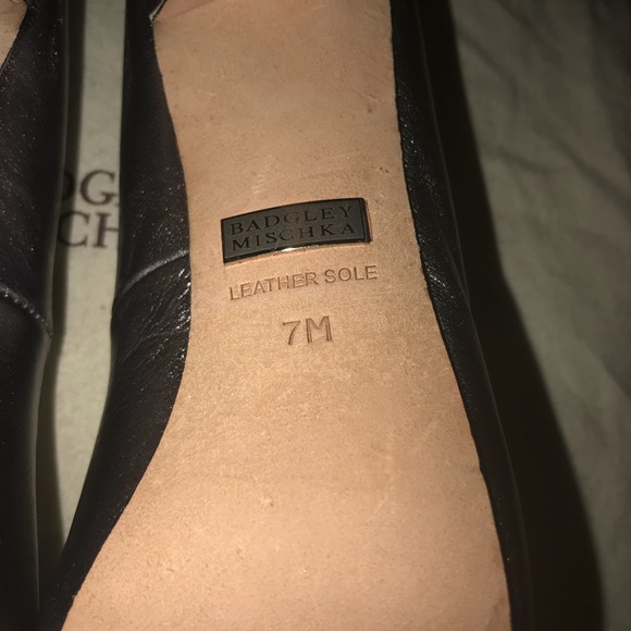 Badgley Mischka peep toe embellished heels - Picture 6 of 7